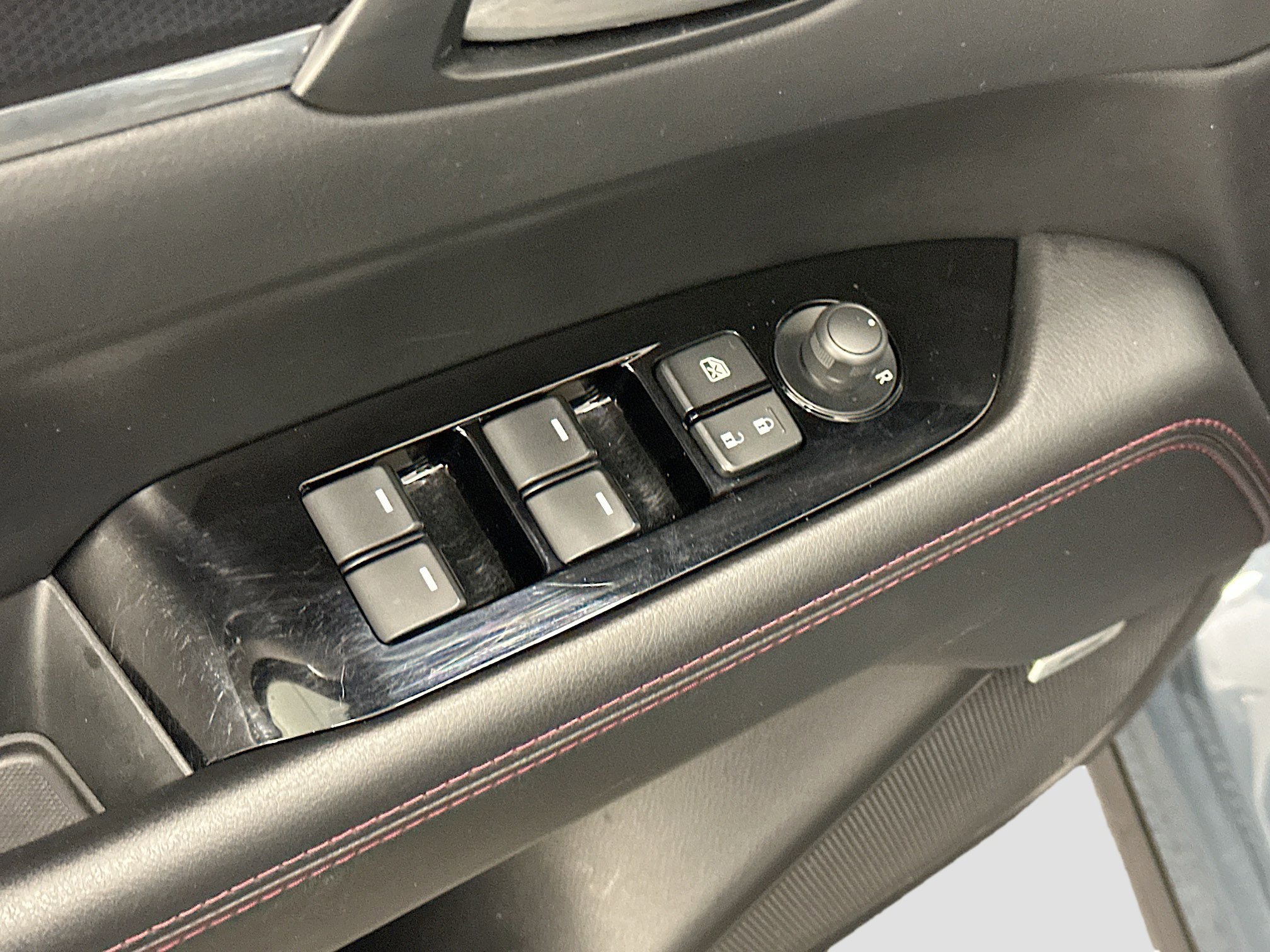 Used 2025 MAZDA CX-5 Carbon Edition image 15