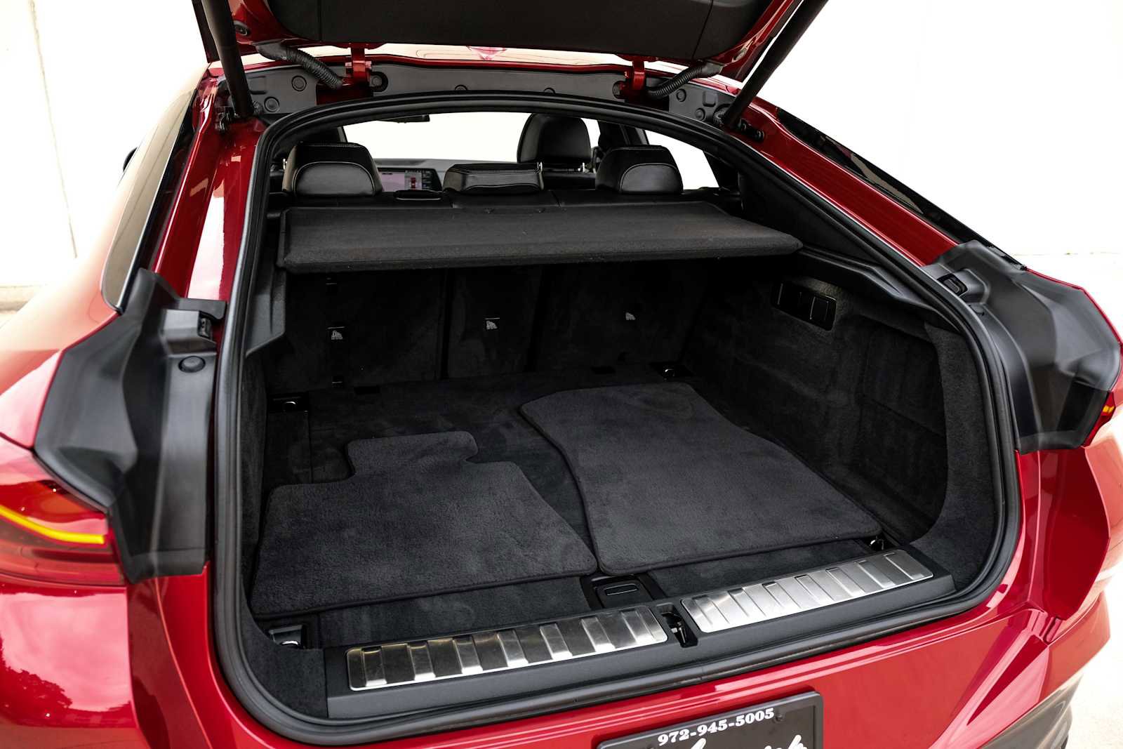 Used 2021 BMW X6 M50i w/ Executive Package image 53