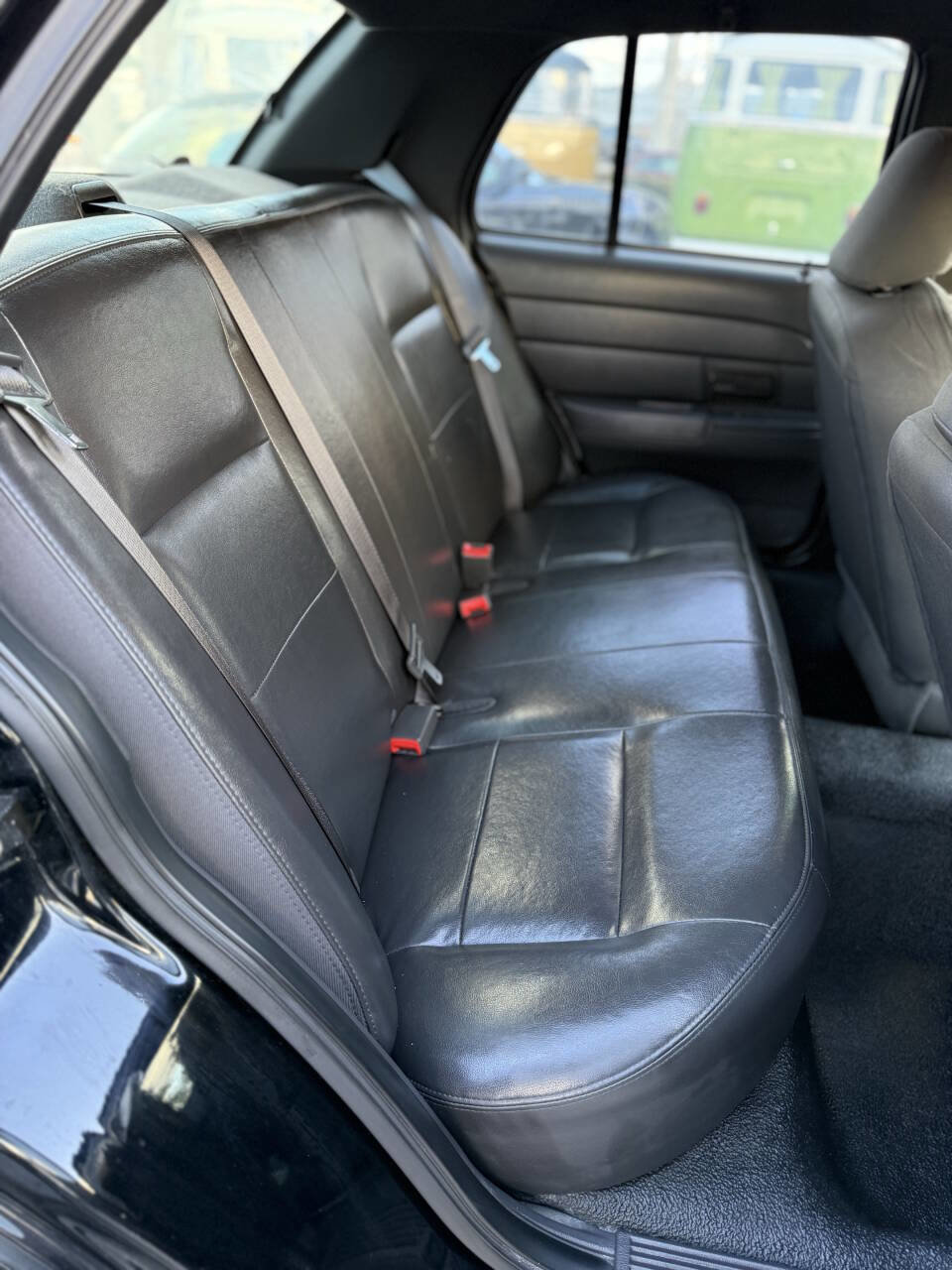 Used 2005 Ford Crown Victoria Police Interceptor RWD image 18