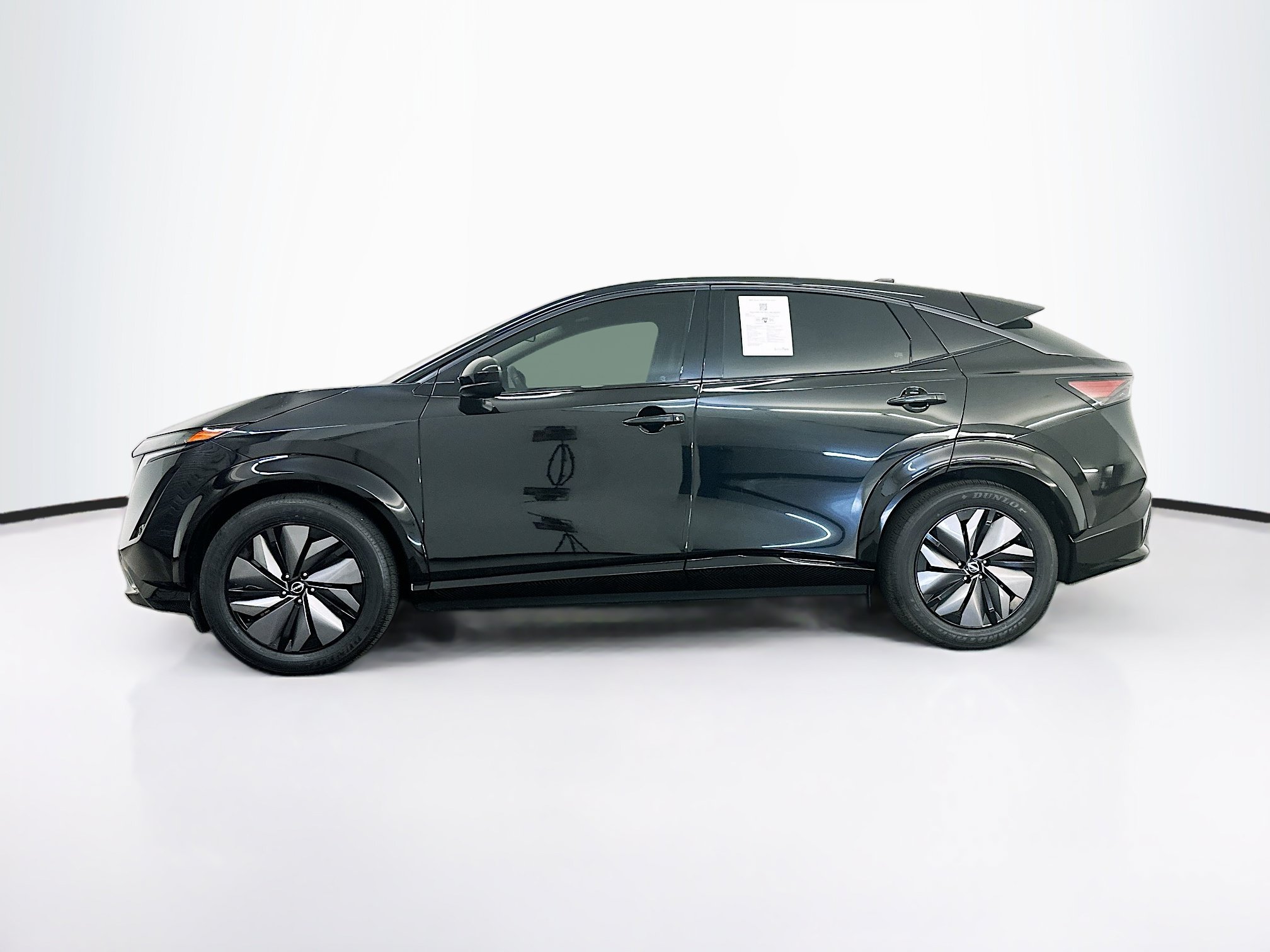 Used 2024 Nissan Ariya AWD image 4