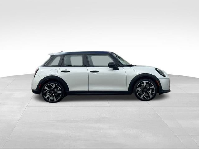 New 2026 MINI Cooper S image 2