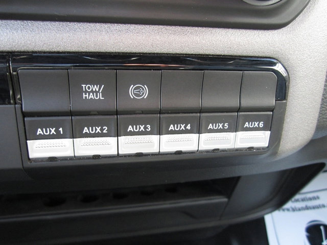 Used 2023 RAM 5500 Tradesman AWD/4WD image 19