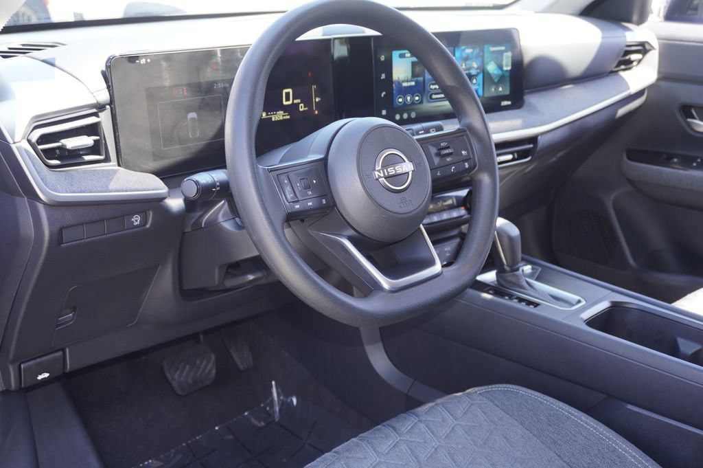 Used 2026 Nissan Kicks SV FWD image 12