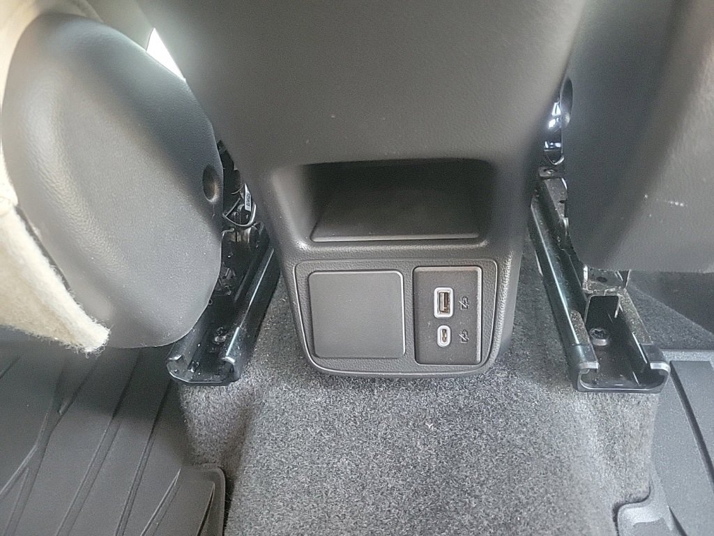 Used 2023 Buick Encore GX Select image 28