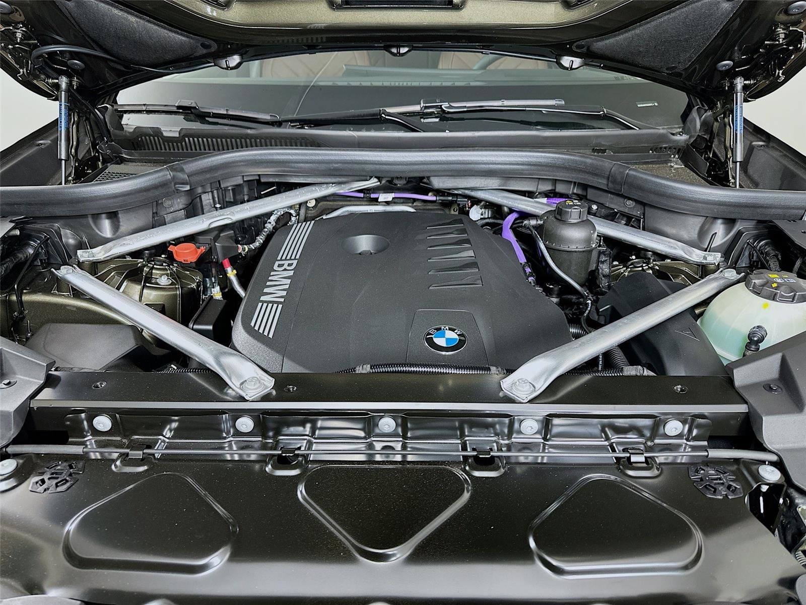 New 2026 BMW X5 xDrive40i w/ M Sport Package image 32