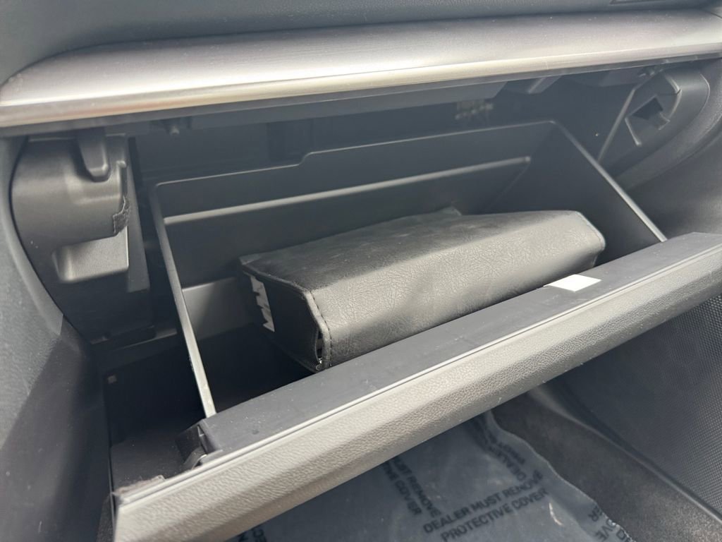 Used 2023 Subaru Impreza 2.0i Limited w/ Popular Package #2 image 25