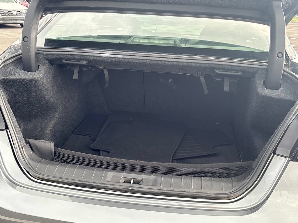 Used 2021 Nissan Maxima 3.5 SV w/ Floor Mat Group FWD image 31