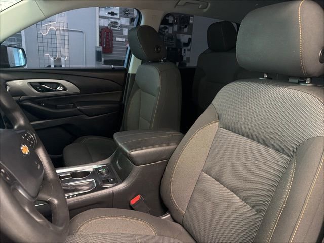 Used 2020 Chevrolet Traverse LS image 14