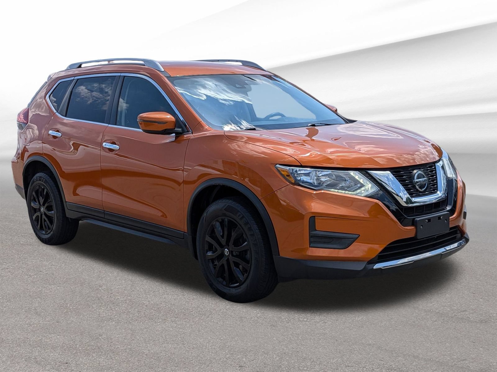 Certified 2019 Nissan Rogue SV AWD/4WD image 4