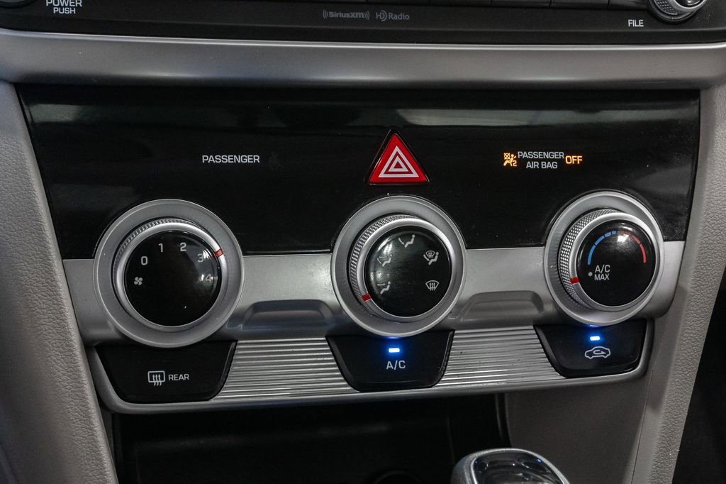 Used 2019 Hyundai Elantra SEL FWD image 20