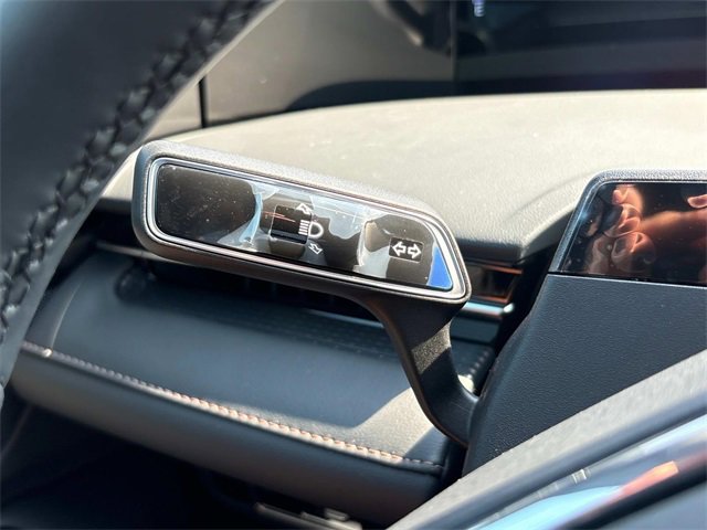 New 2025 Lincoln Nautilus Premier w/ Equipment Group 102A image 28