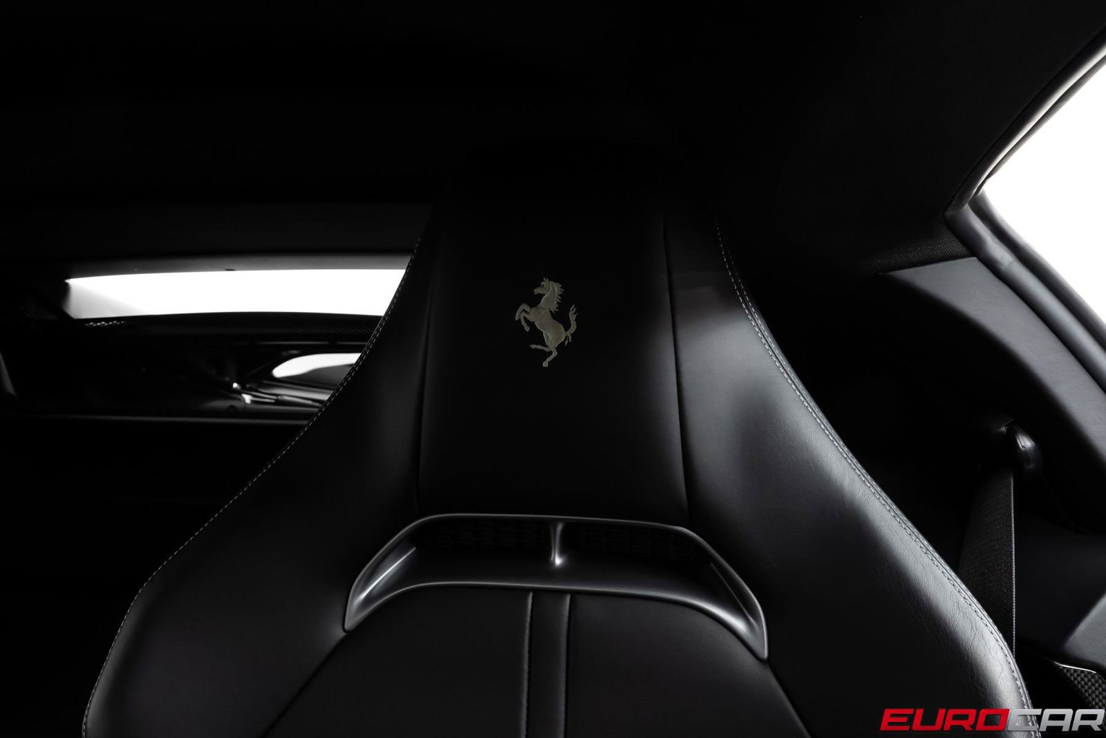 Used 2021 Ferrari SF90 Stradale AWD/4WD image 38