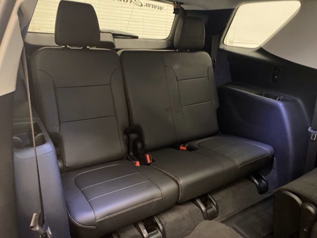 Used 2020 Chevrolet Traverse LT w/ LT Premium Package AWD/4WD image 26