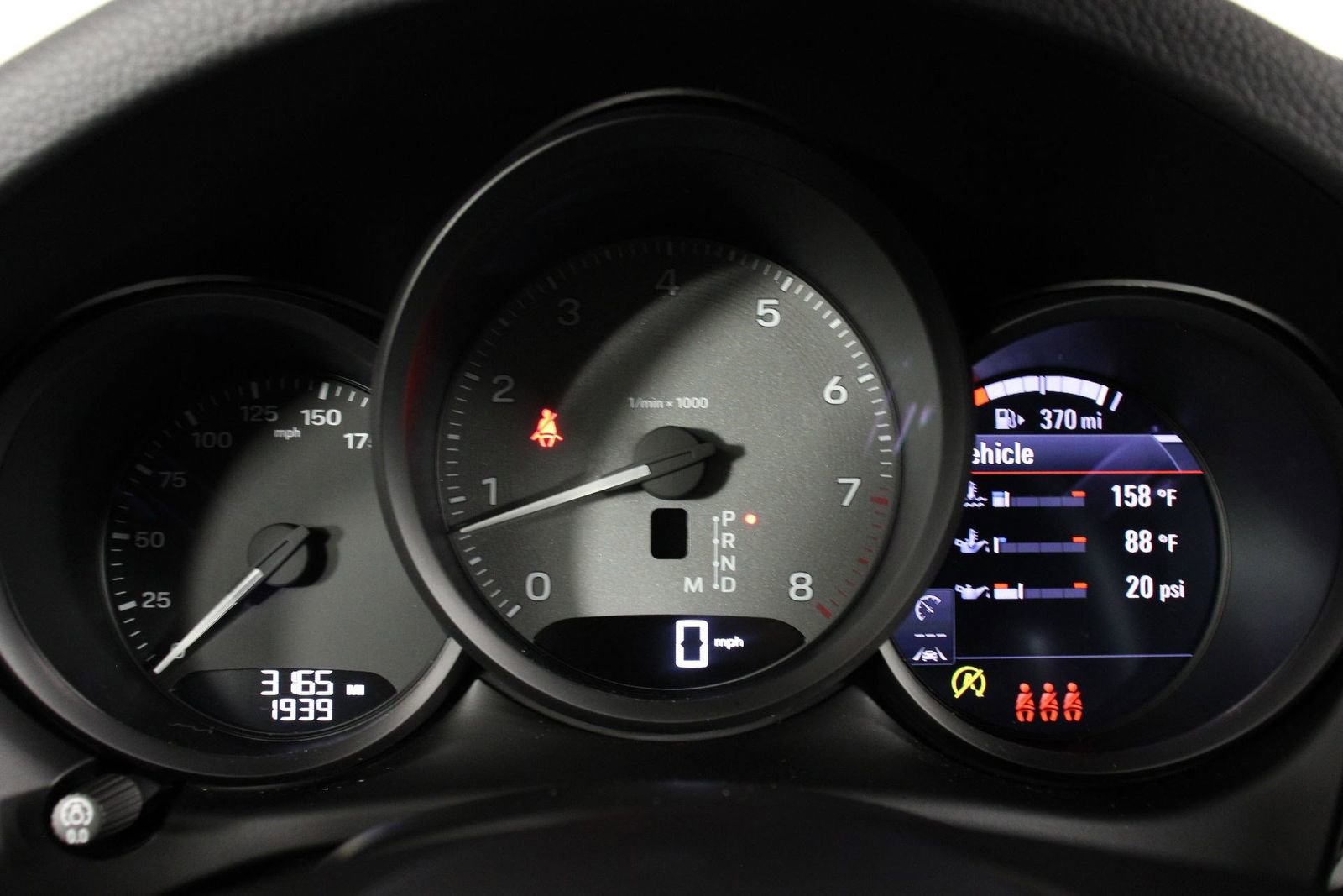 Certified 2025 Porsche Macan S image 16