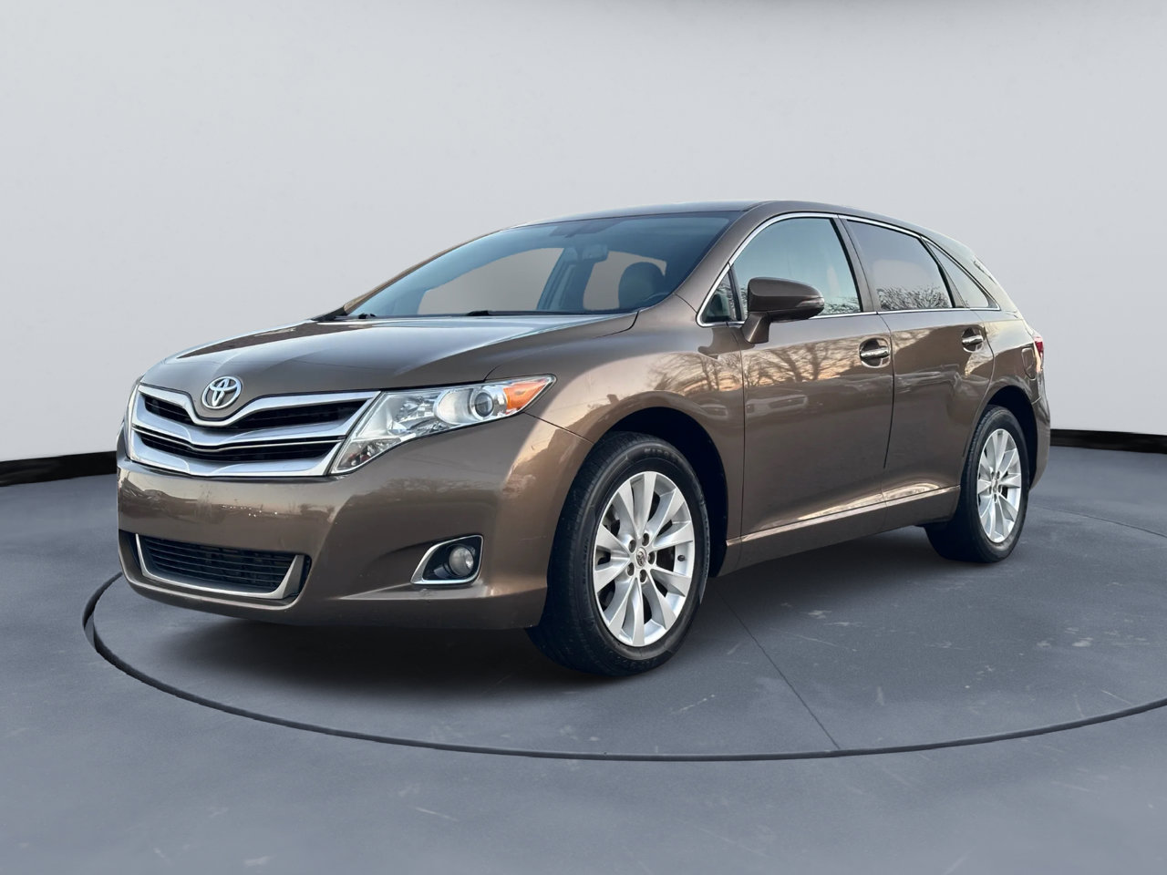 Used 2013 Toyota Venza XLE image 3