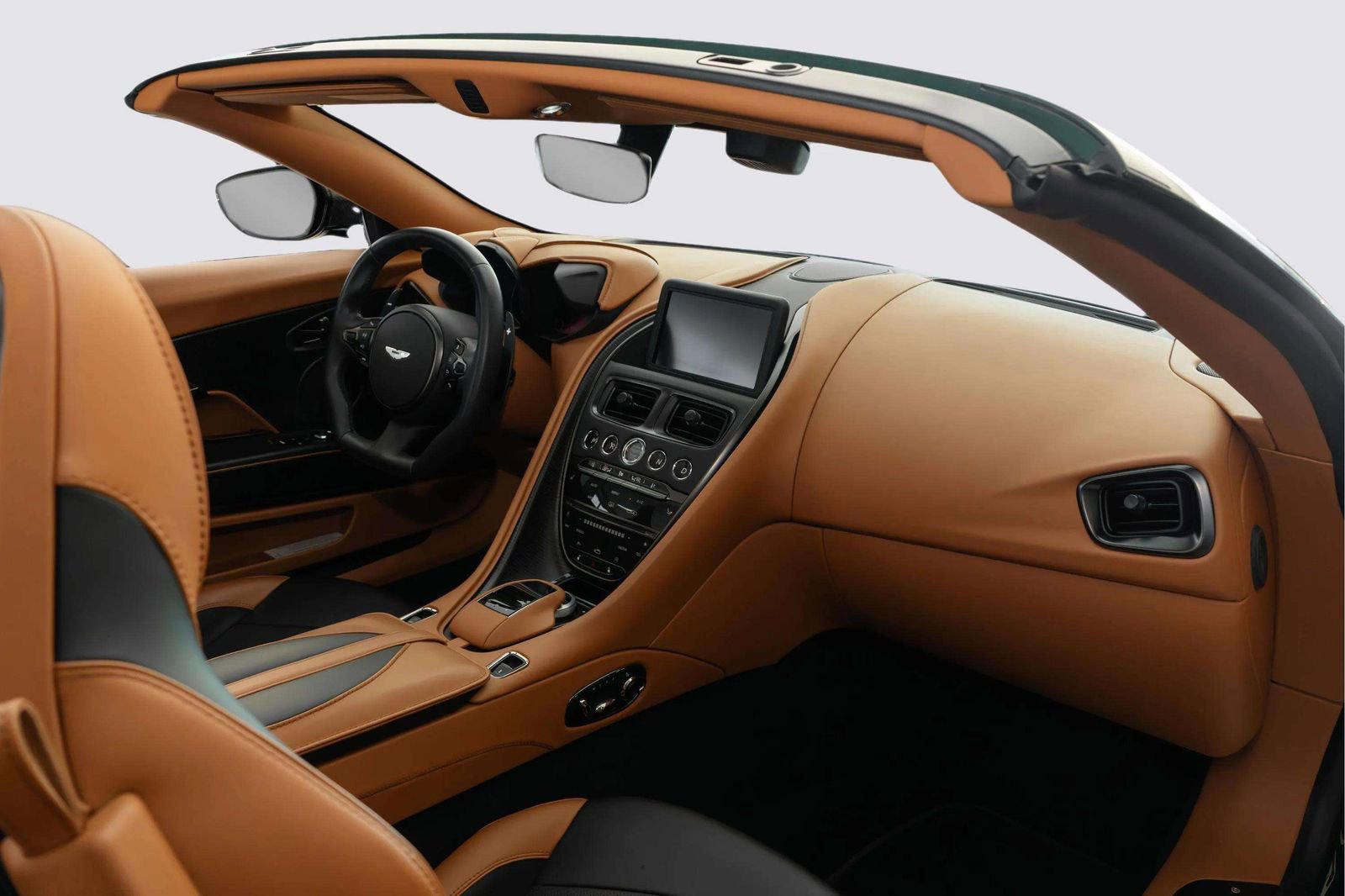 Used 2021 Aston Martin DBS Superleggera Volante image 46