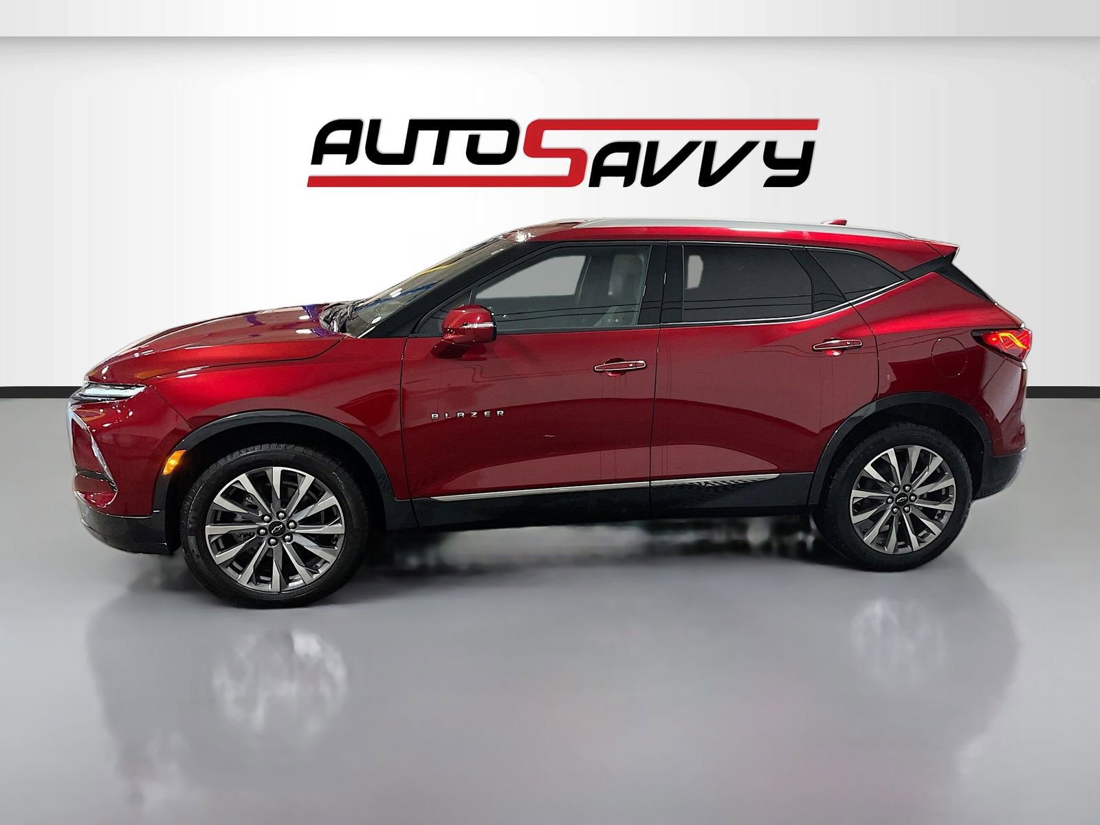 Used 2025 Chevrolet Blazer Premier w/ Driver Confidence II Package image 4