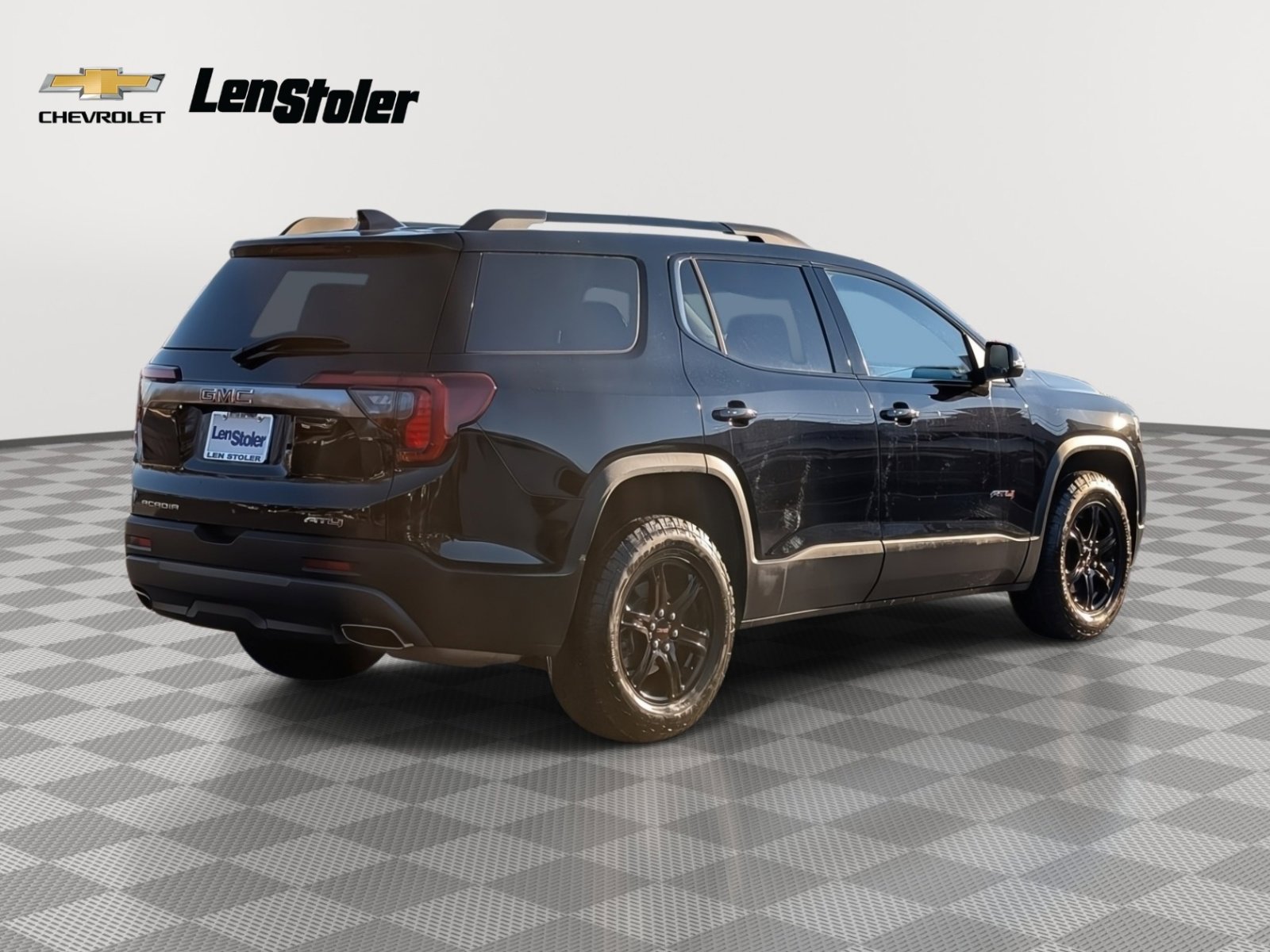 Used 2023 GMC Acadia AT4 image 5