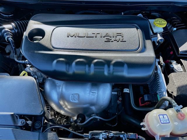 Used 2023 Jeep Cherokee Altitude Lux image 29