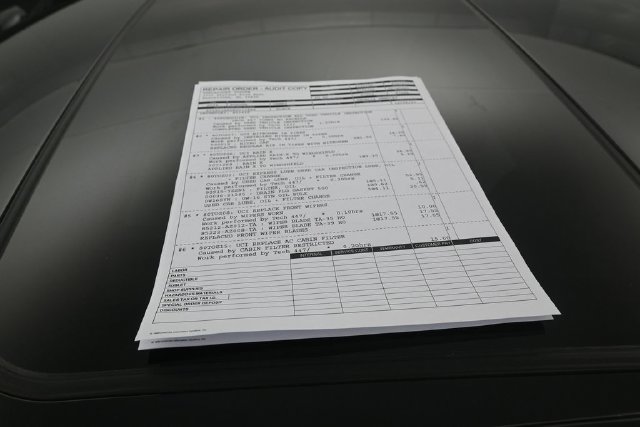 Used 2024 Toyota Camry SE FWD image 4