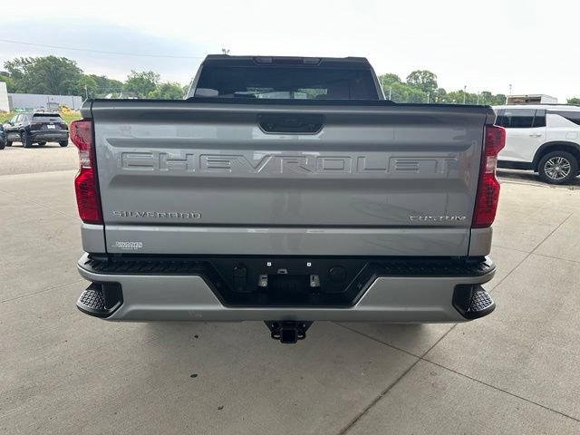 Used 2023 Chevrolet Silverado 1500 Custom AWD/4WD image 8