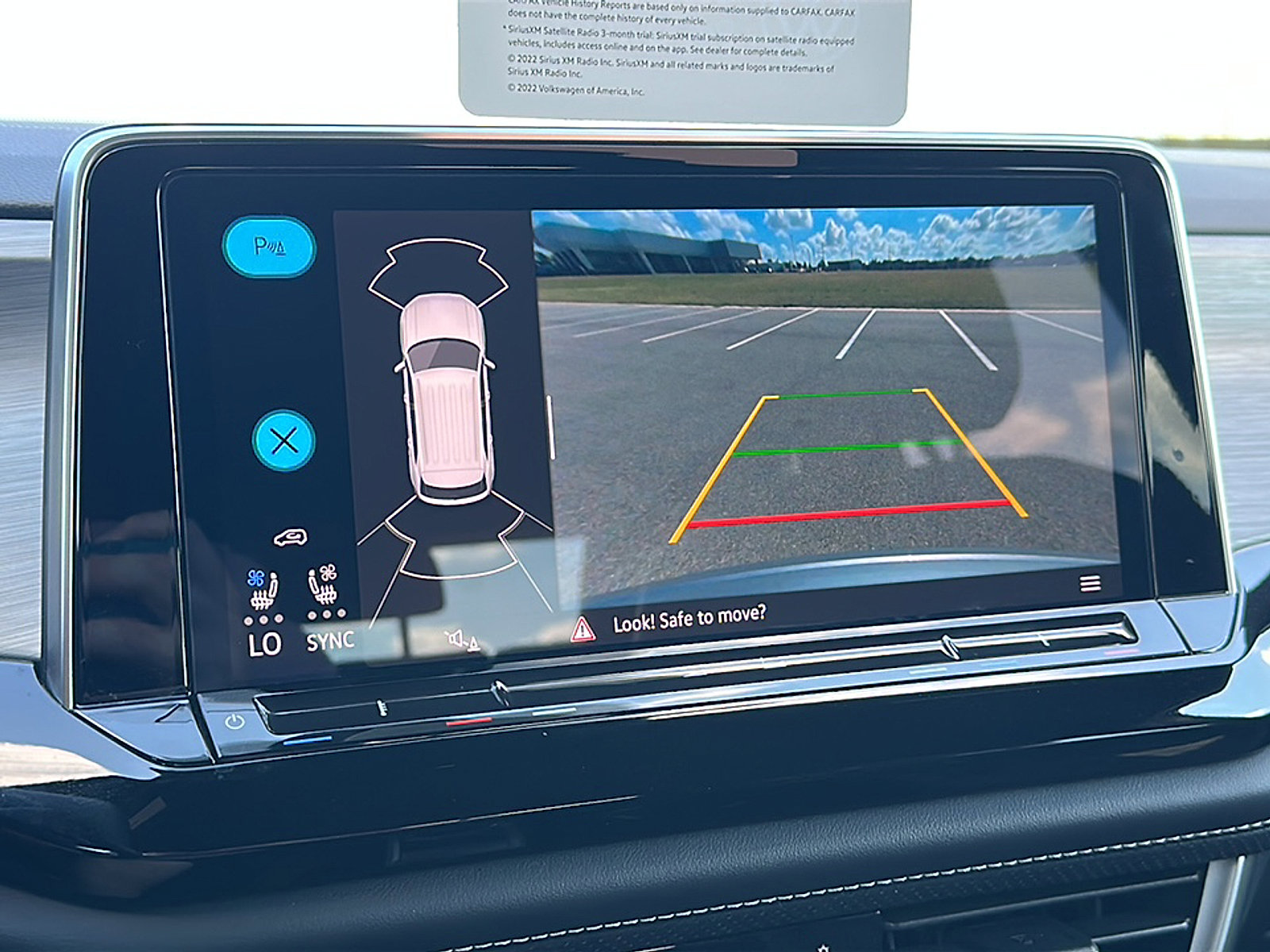 Used 2024 Volkswagen Atlas Cross Sport SE image 32