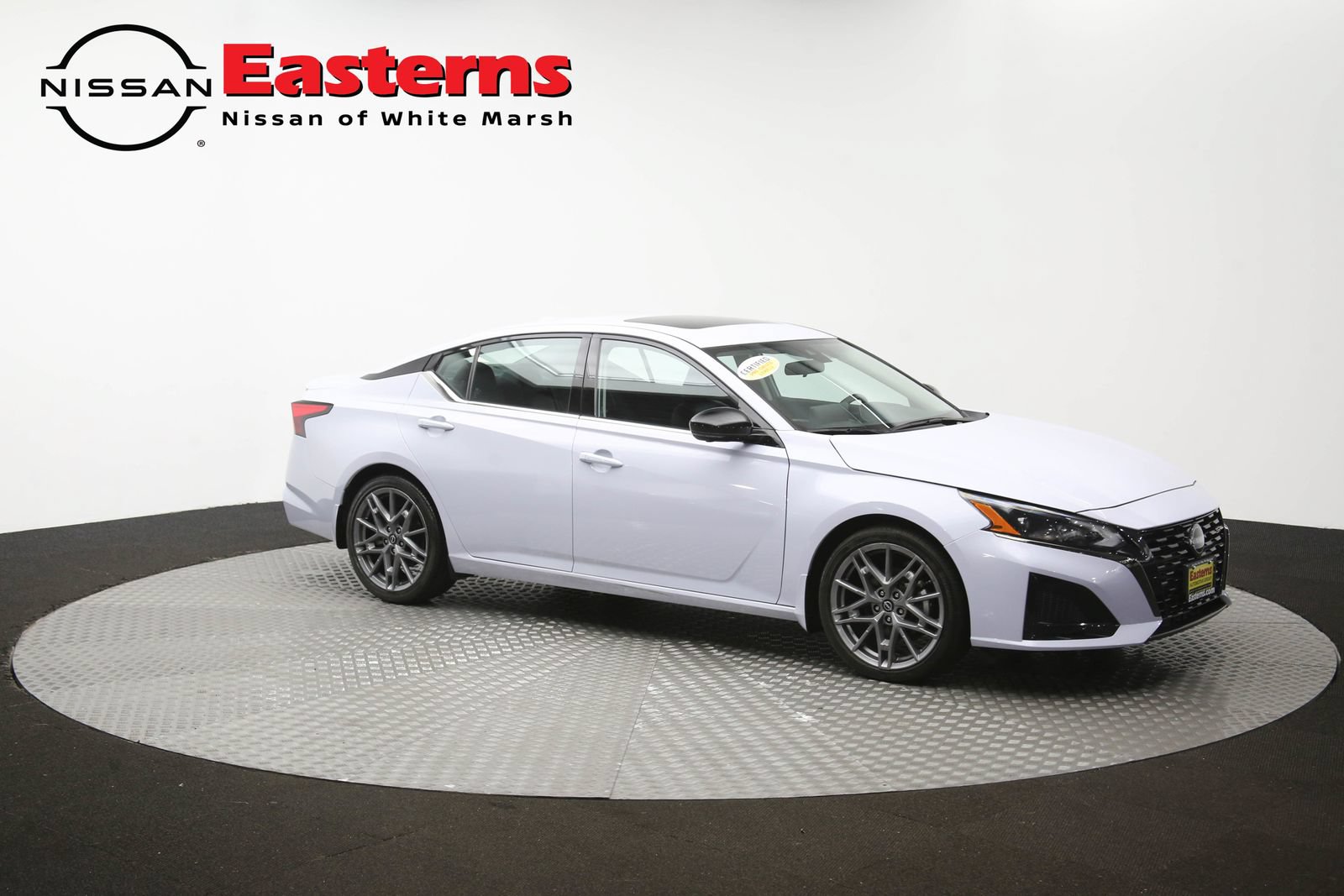 Used 2023 Nissan Altima 2.0 SR FWD image 47