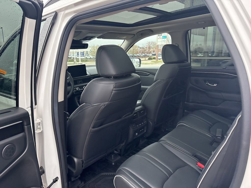 Certified 2025 Honda Pilot Elite image 42