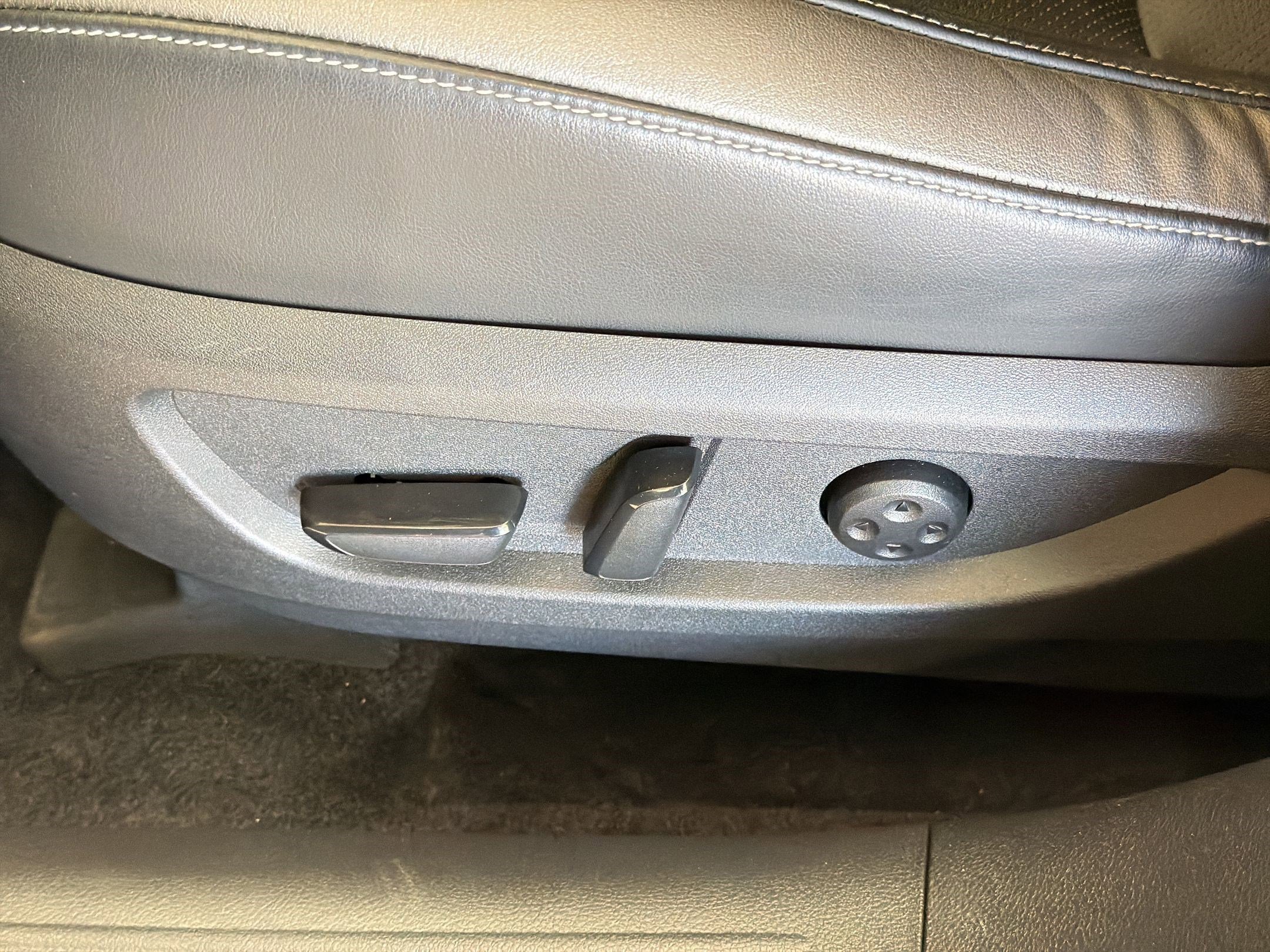 Used 2022 INFINITI QX50 Luxe image 14