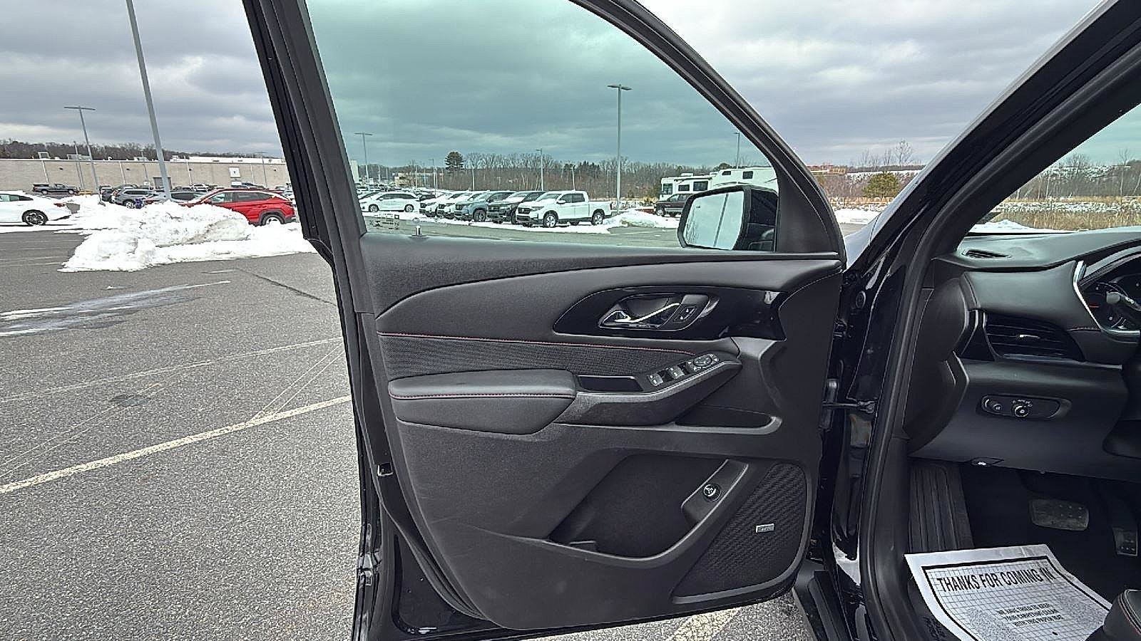 Used 2023 Chevrolet Traverse RS w/ LPO, Cargo Package AWD/4WD image 26