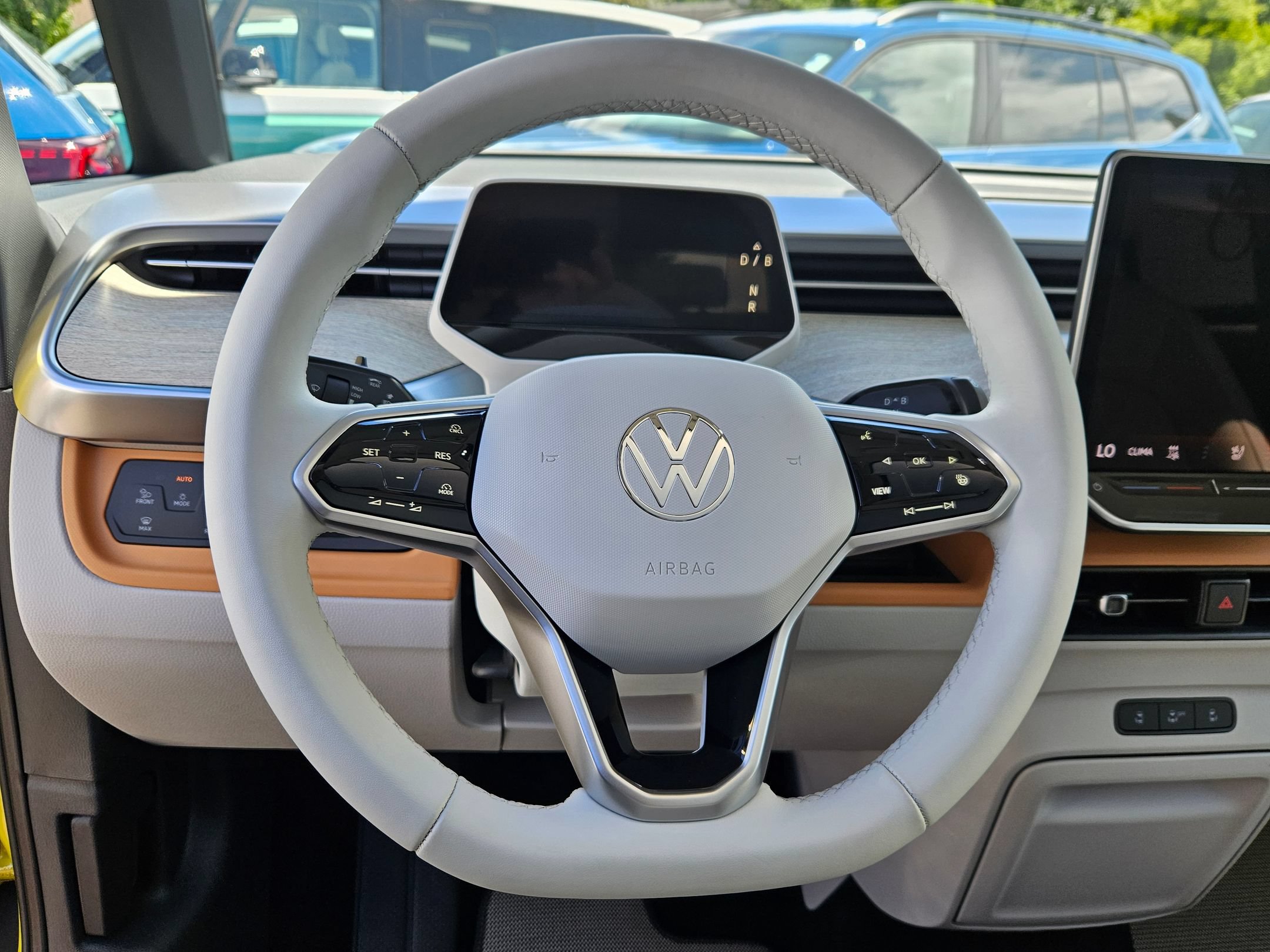 New 2025 Volkswagen ID. Buzz 1st Edition RWD image 14