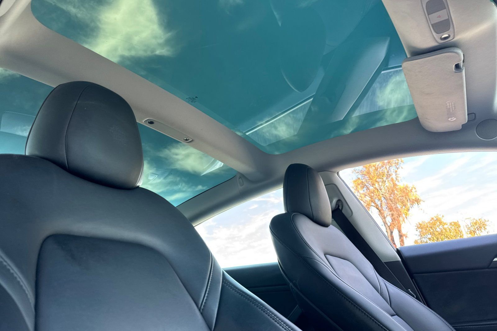 Used 2023 Tesla Model 3 Standard Range image 20