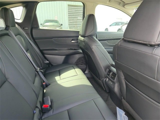 Certified 2025 Nissan Murano SV image 7