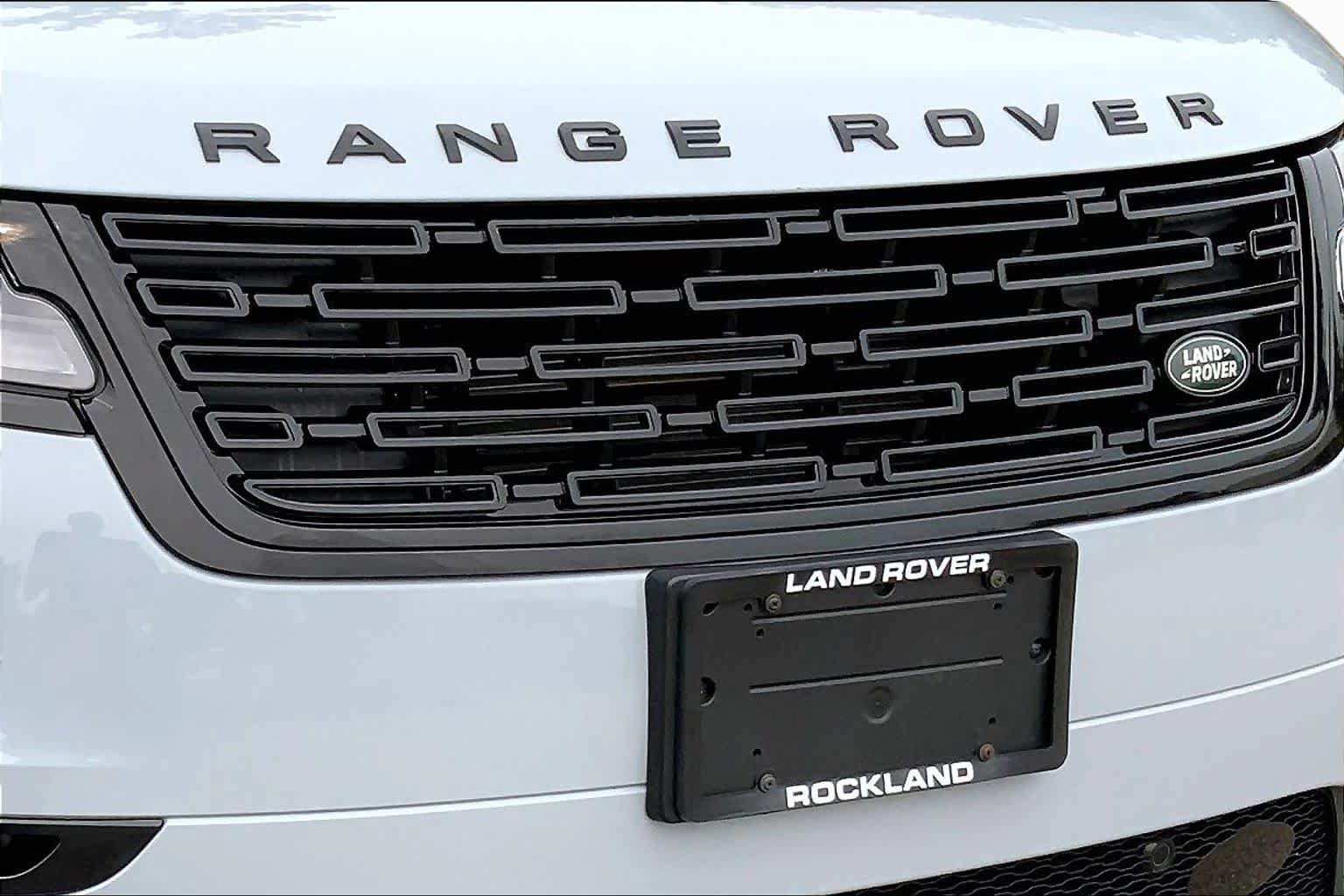 Used 2026 Land Rover Range Rover Velar Dynamic SE AWD/4WD image 29