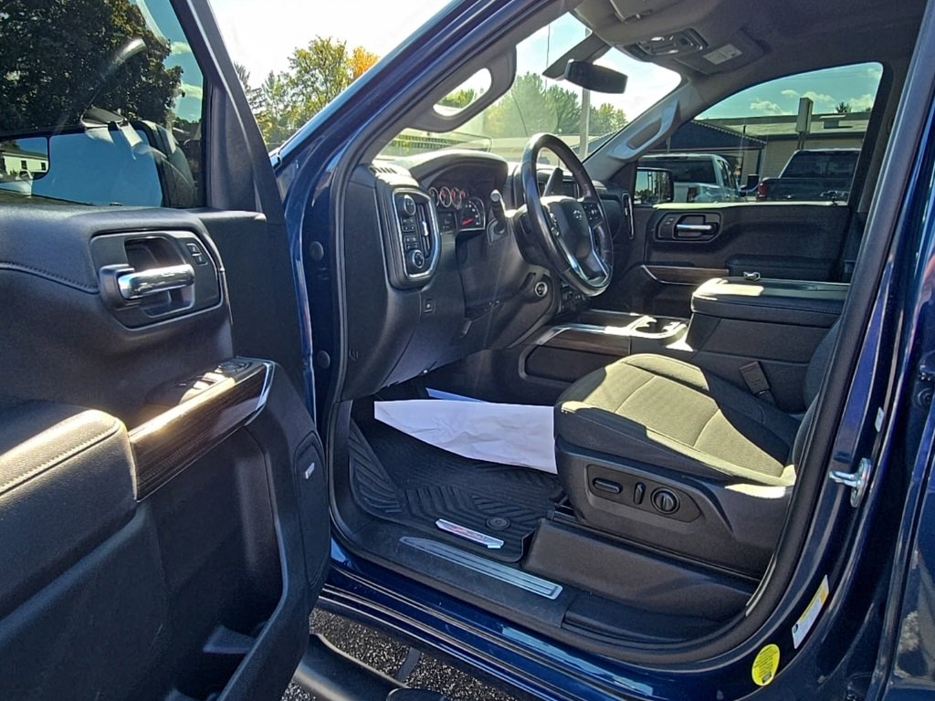 Used 2020 Chevrolet Silverado 1500 LT Trail Boss image 14