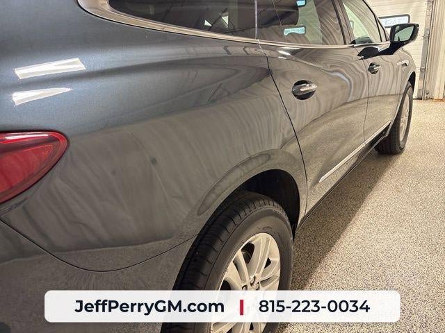 Used 2020 Buick Enclave Essence w/ Sound and Sites Package FWD image 9
