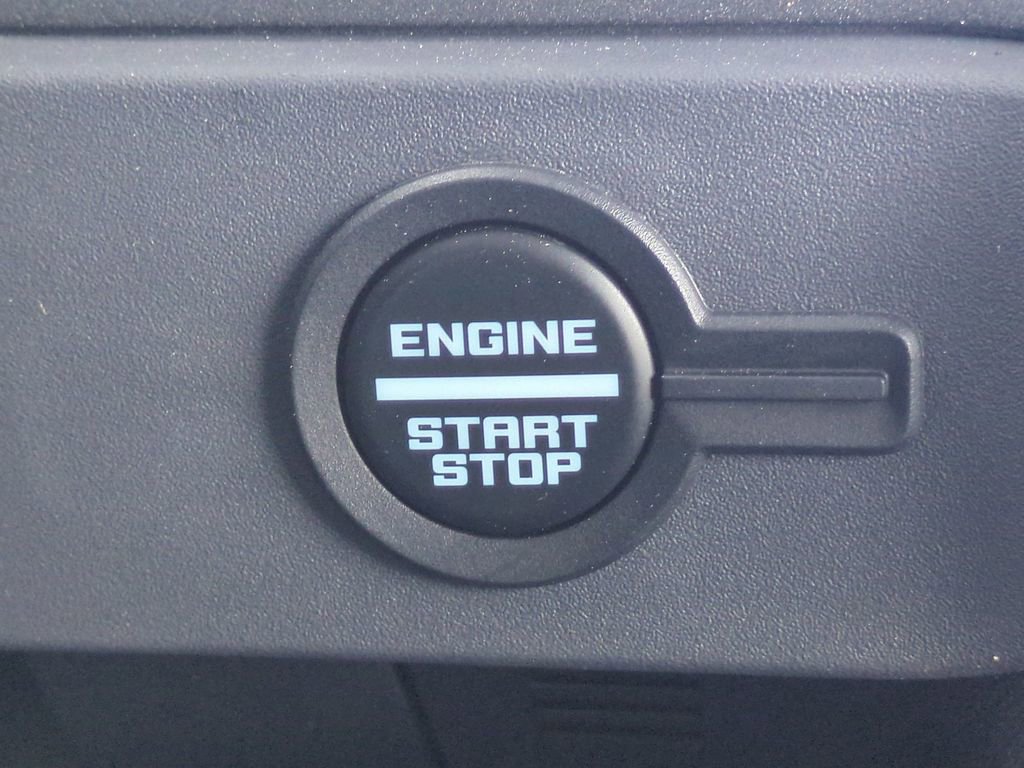 Used 2025 Ford Bronco Badlands AWD/4WD image 27
