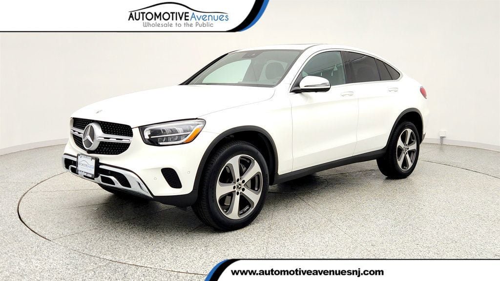 Used 2023 Mercedes-Benz GLC 300 4MATIC Coupe video 1