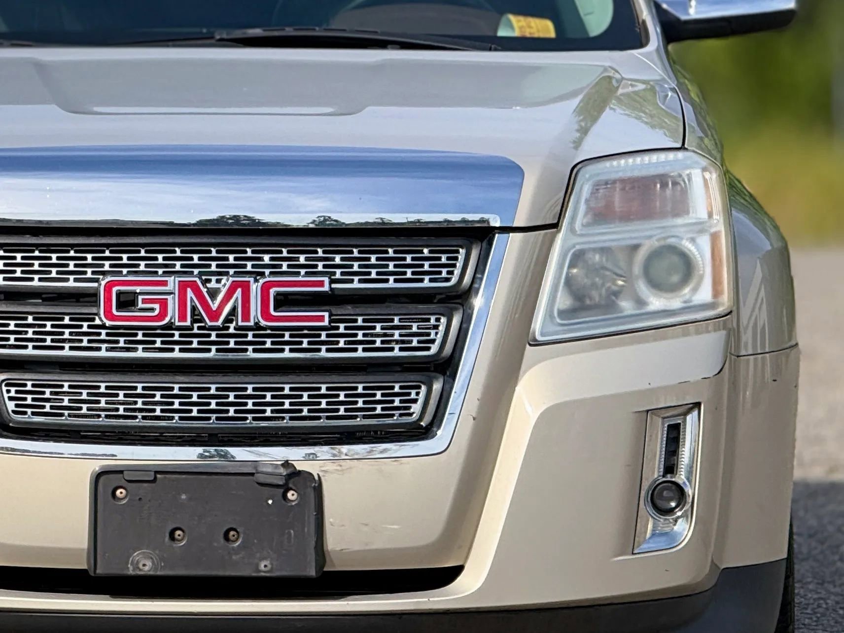 Used 2011 GMC Terrain SLT FWD image 12