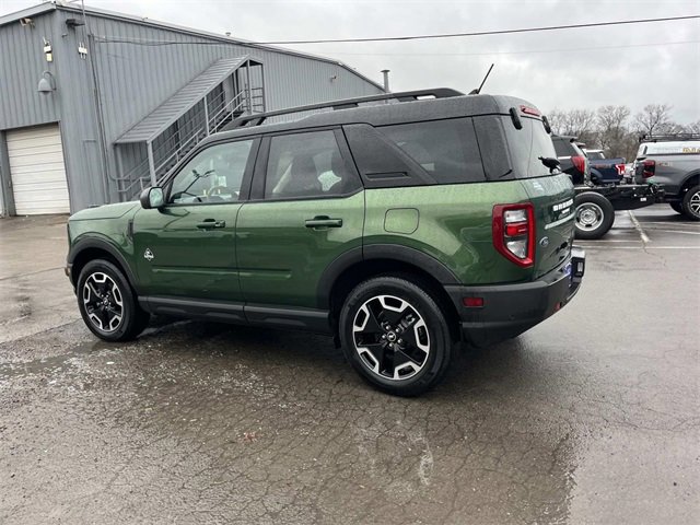 Used 2024 Ford Bronco Sport Outer Banks w/ Tech Package image 6