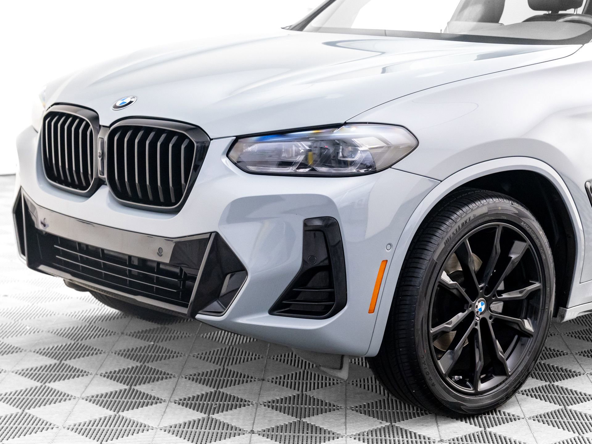 Certified 2023 BMW X3 xDrive30i w/ M Sport Package image 38