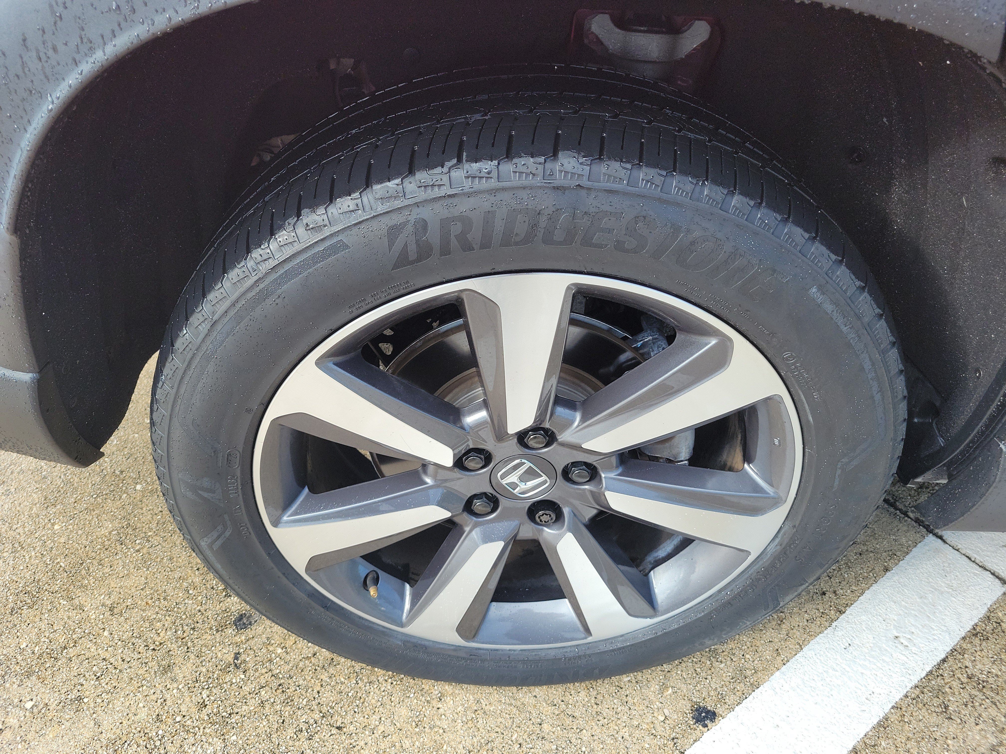 Used 2023 Honda Pilot Elite image 8