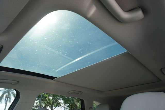 Used 2023 Kia Sorento EX w/ Panoramic Sunroof Package FWD image 8