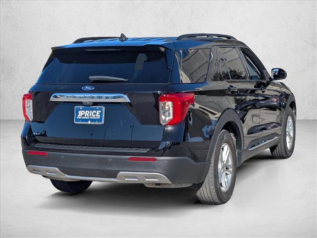 Used 2021 Ford Explorer XLT w/ Equipment Group 202A image 5