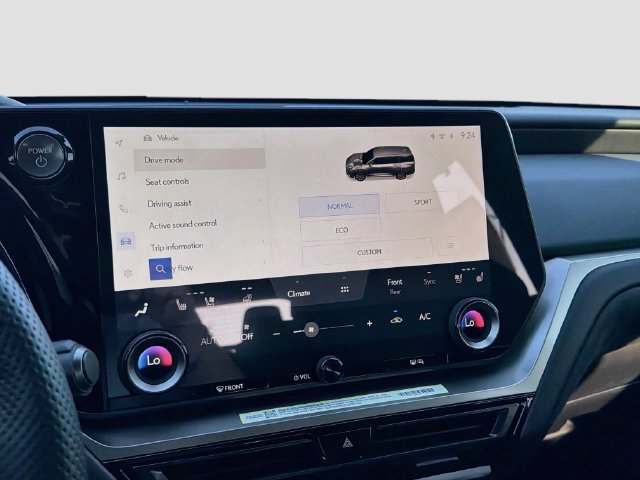 New 2026 Lexus TX 500h AWD w/ Technology Package image 31