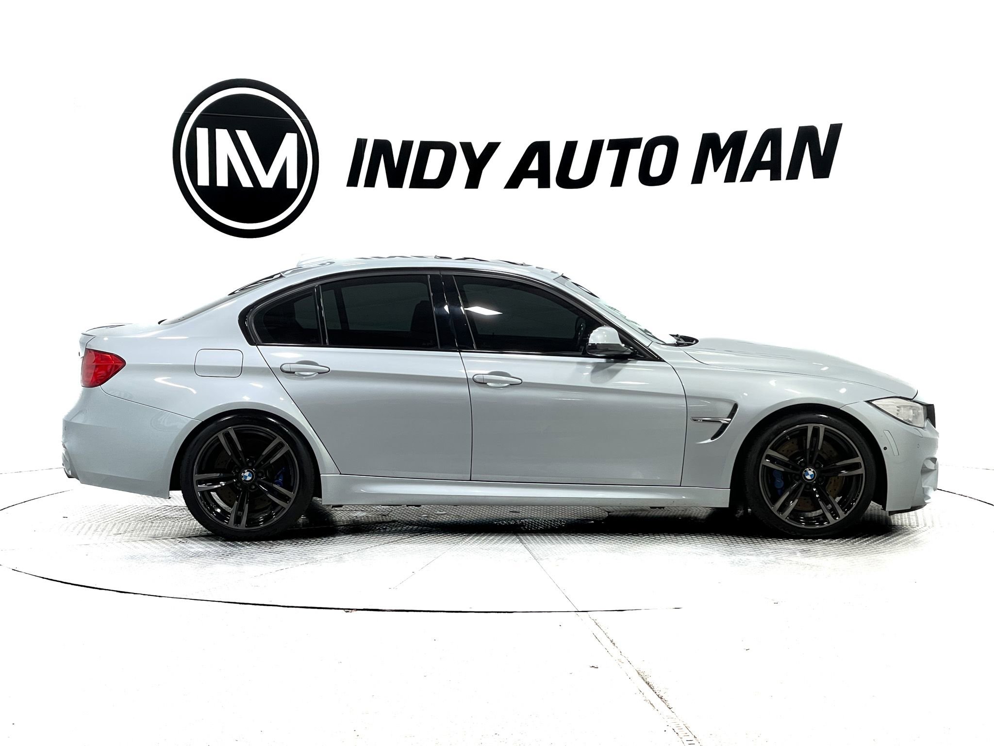 Used 2015 BMW M3 image 3