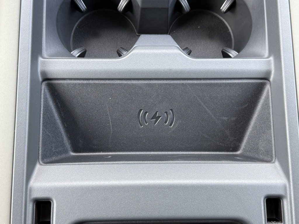 New 2026 Land Rover Defender 110 S image 20