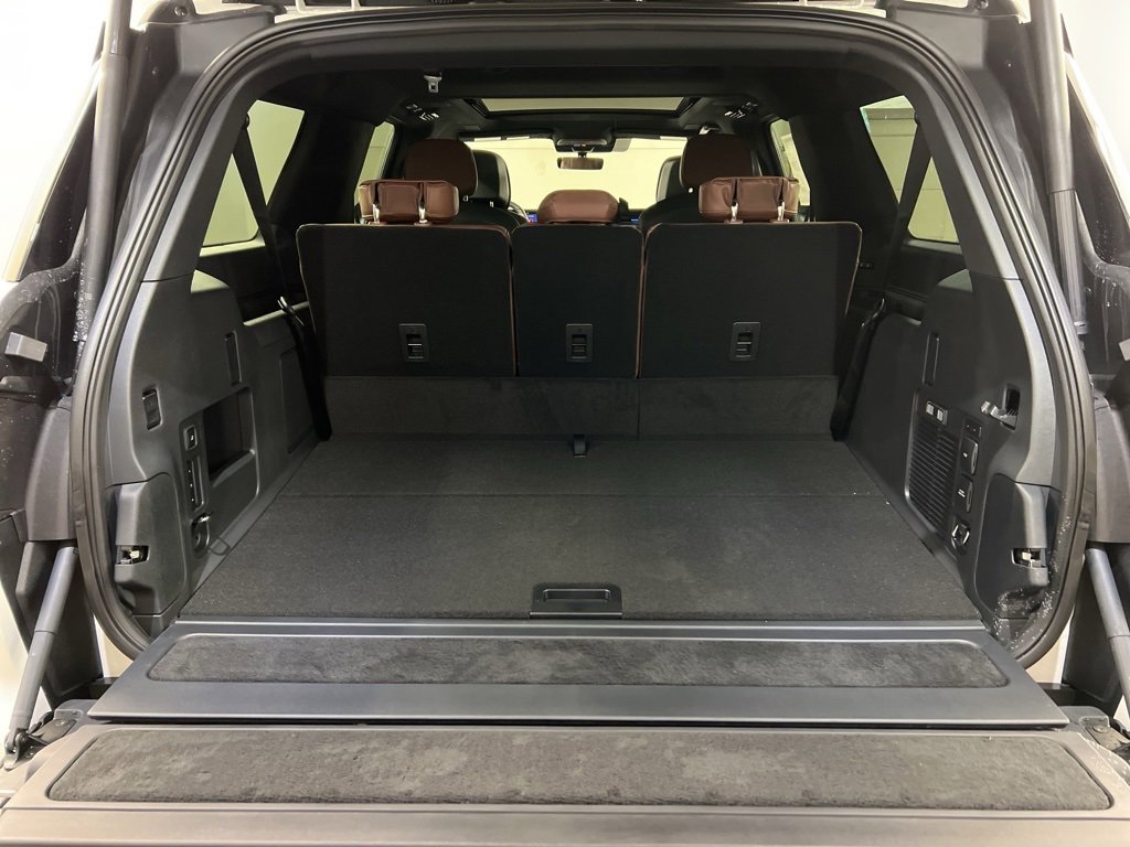 New 2025 Lincoln Navigator L Reserve image 45