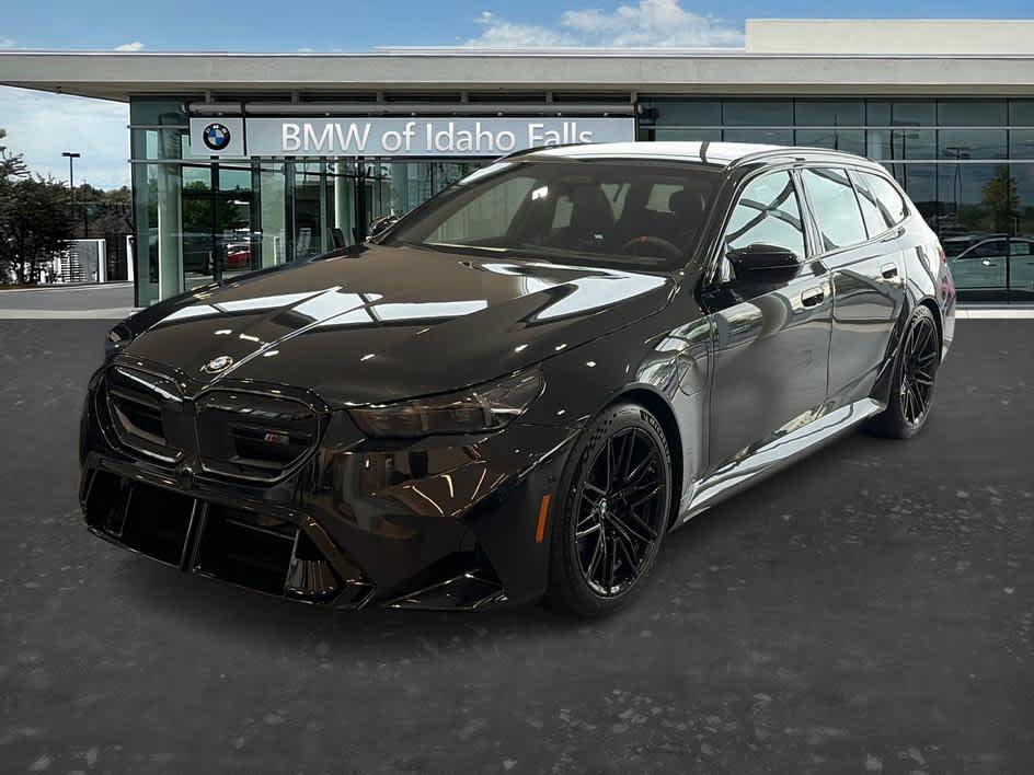 New 2027 BMW M5 Touring AWD/4WD image 3
