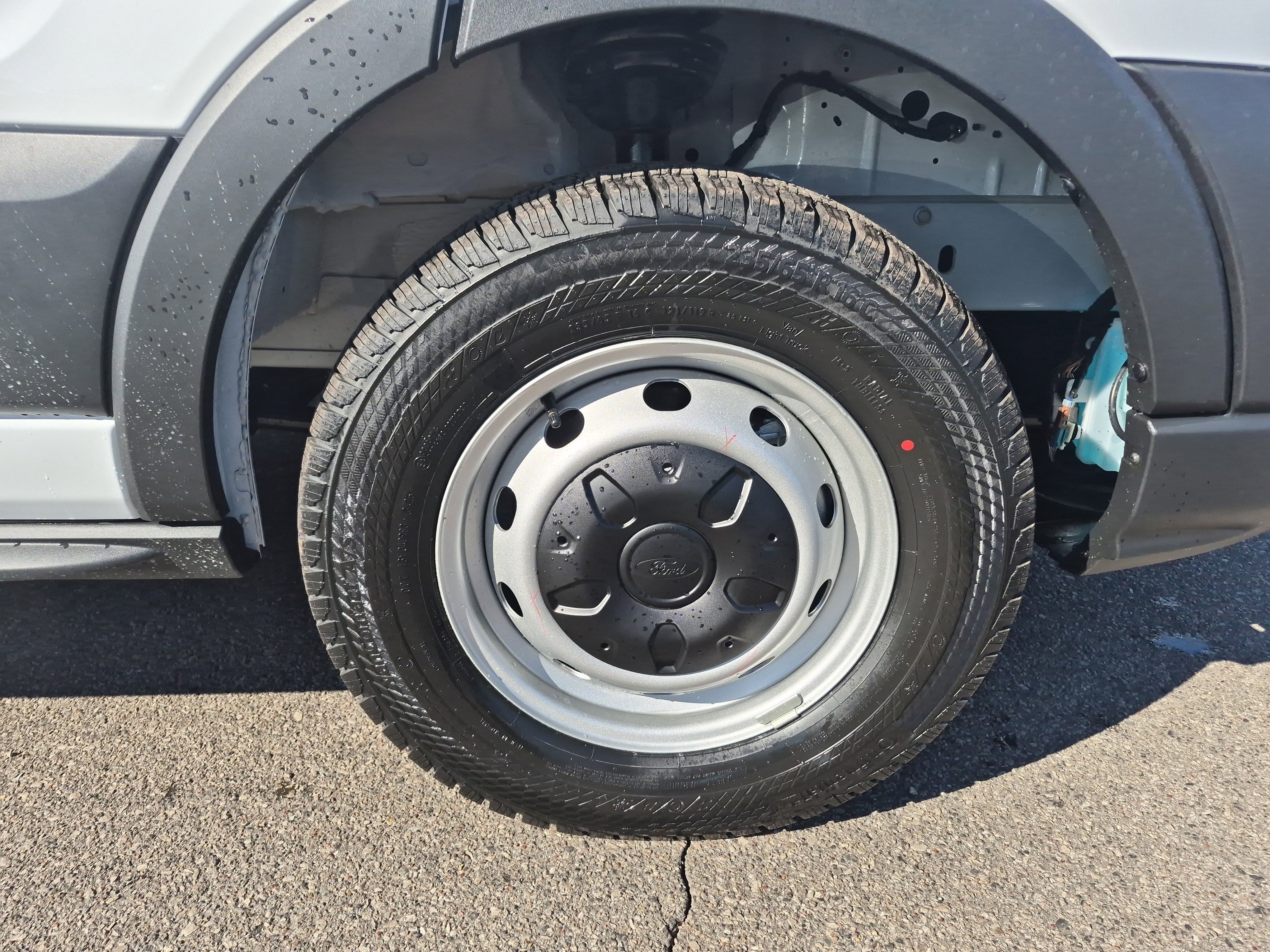 New 2026 Ford Transit 250 148 Medium Roof image 7